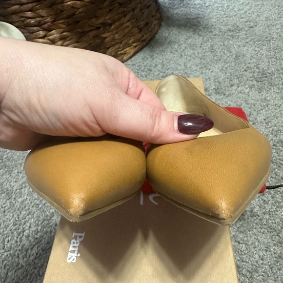 🌸Christian Louboutin Flats🌸 - Picture 5 of 7